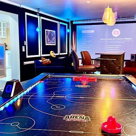 Bookeinfach Bad Ems - Private - Sauna Jacuzzi Whirlpool Swimmingpool Alahna Sup Beachvolleyball Billiards Ping Pong Cinema Theater Music Disco Ball Bbq Und Parkplaetze 외부 사진