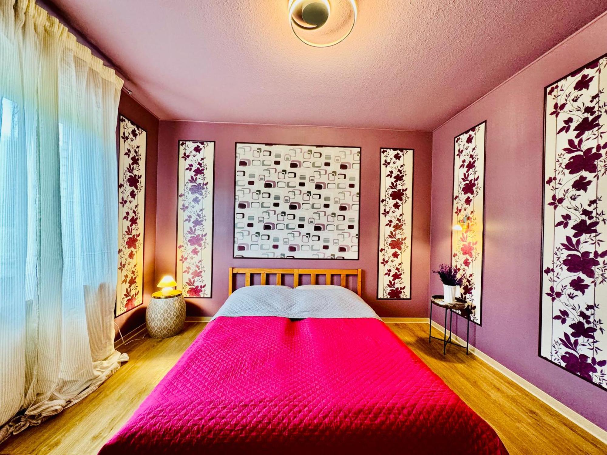 Bookeinfach Bad Ems - Private - Sauna Jacuzzi Whirlpool Swimmingpool Alahna Sup Beachvolleyball Billiards Ping Pong Cinema Theater Music Disco Ball Bbq Und Parkplaetze 외부 사진