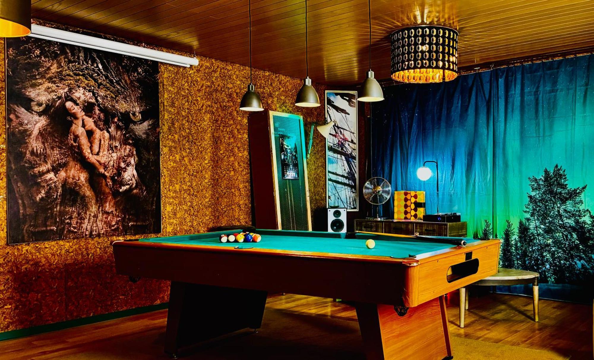 Bookeinfach Bad Ems - Private - Sauna Jacuzzi Whirlpool Swimmingpool Alahna Sup Beachvolleyball Billiards Ping Pong Cinema Theater Music Disco Ball Bbq Und Parkplaetze 외부 사진