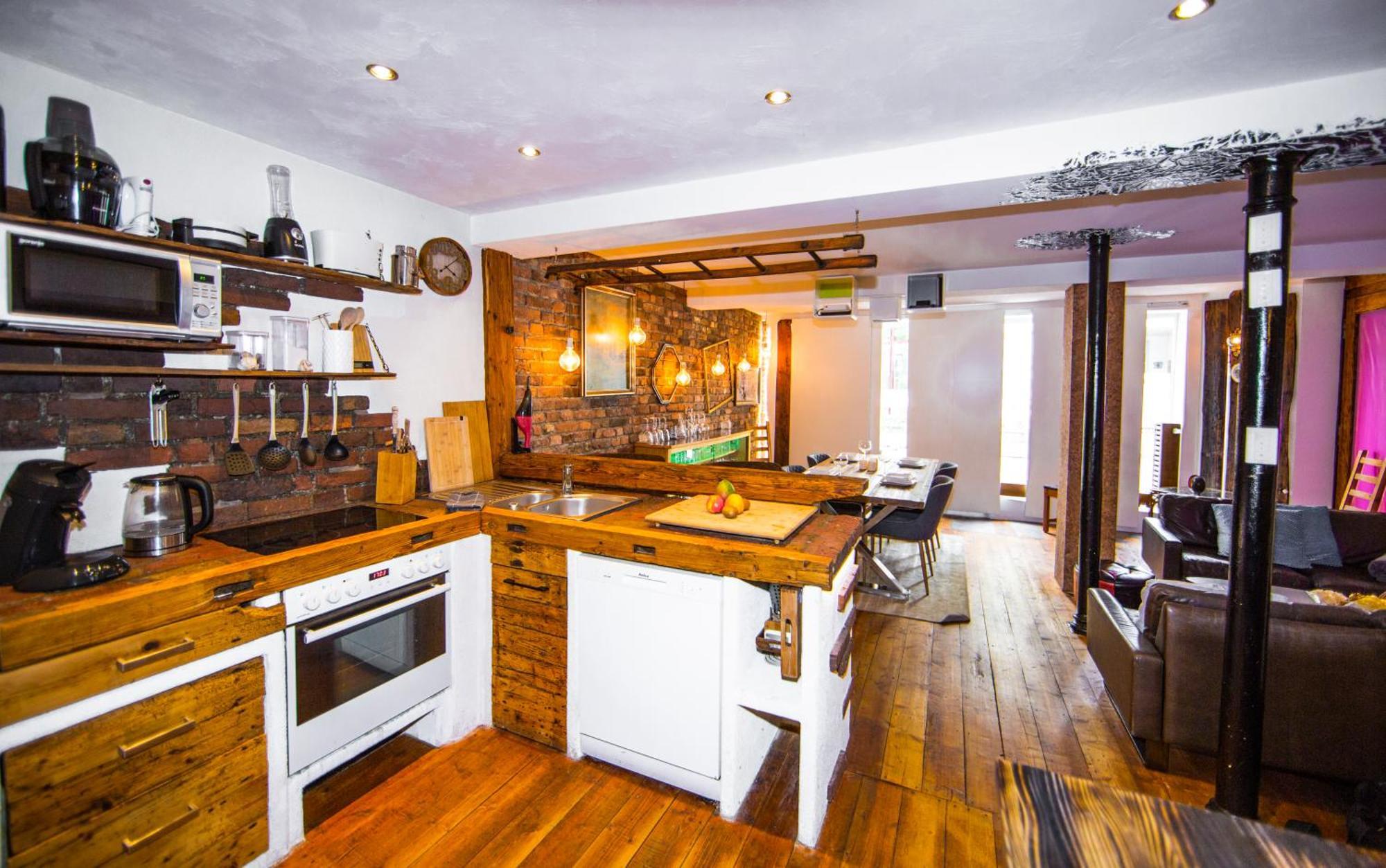 Bookeinfach Bad Ems - Private - Sauna Jacuzzi Whirlpool Swimmingpool Alahna Sup Beachvolleyball Billiards Ping Pong Cinema Theater Music Disco Ball Bbq Und Parkplaetze 외부 사진