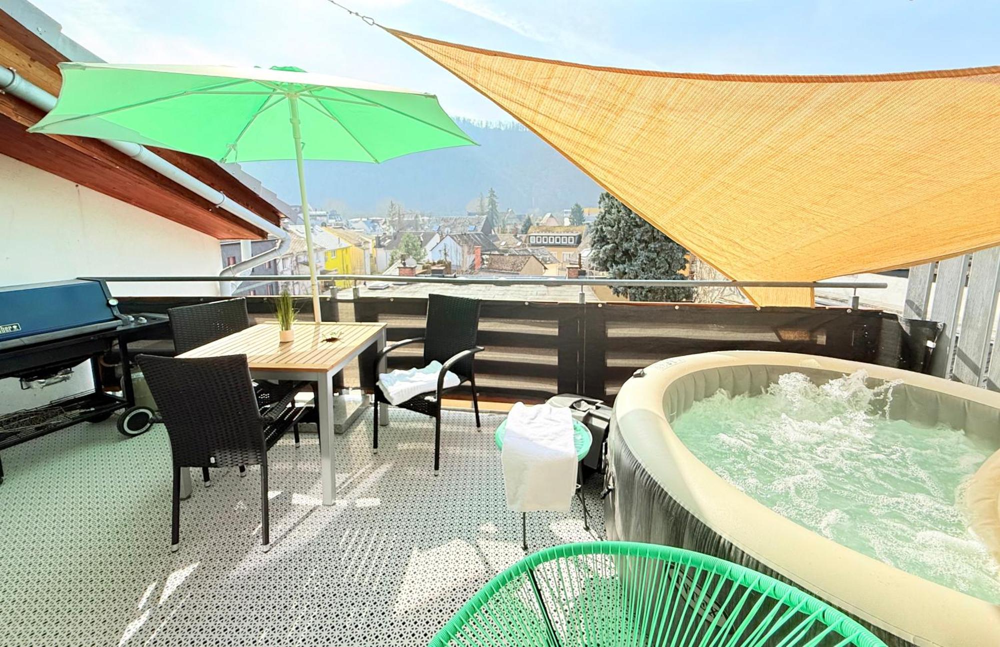 Bookeinfach Bad Ems - Private - Sauna Jacuzzi Whirlpool Swimmingpool Alahna Sup Beachvolleyball Billiards Ping Pong Cinema Theater Music Disco Ball Bbq Und Parkplaetze 외부 사진